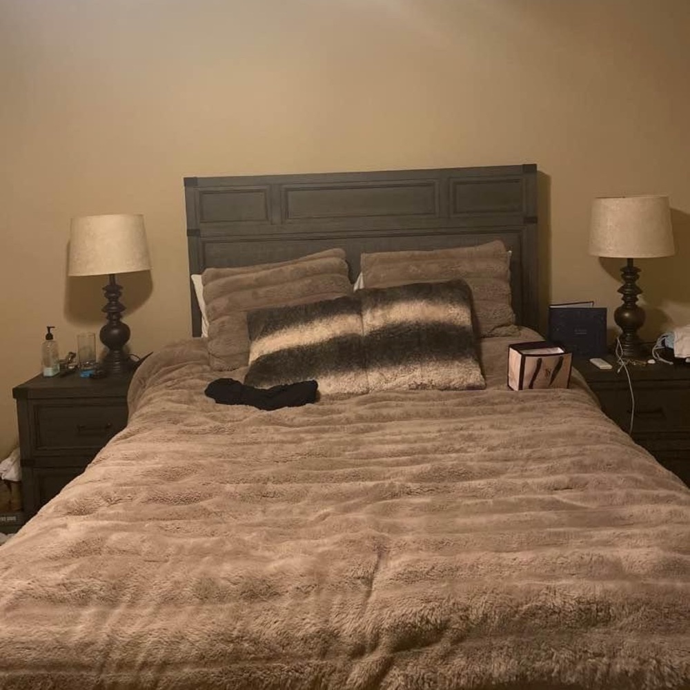 Bed spread, shams, decorative pillows